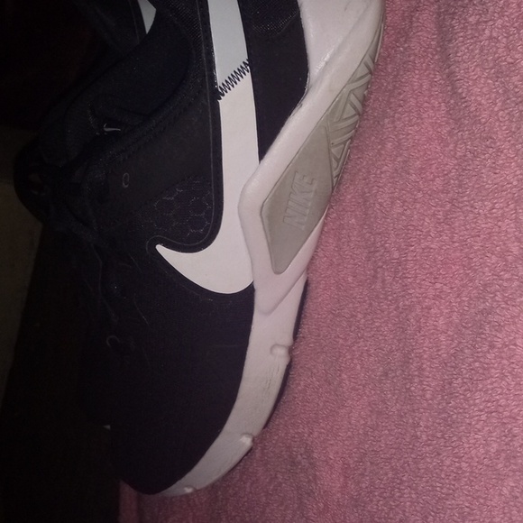 Shoes - Picture 2 of 2